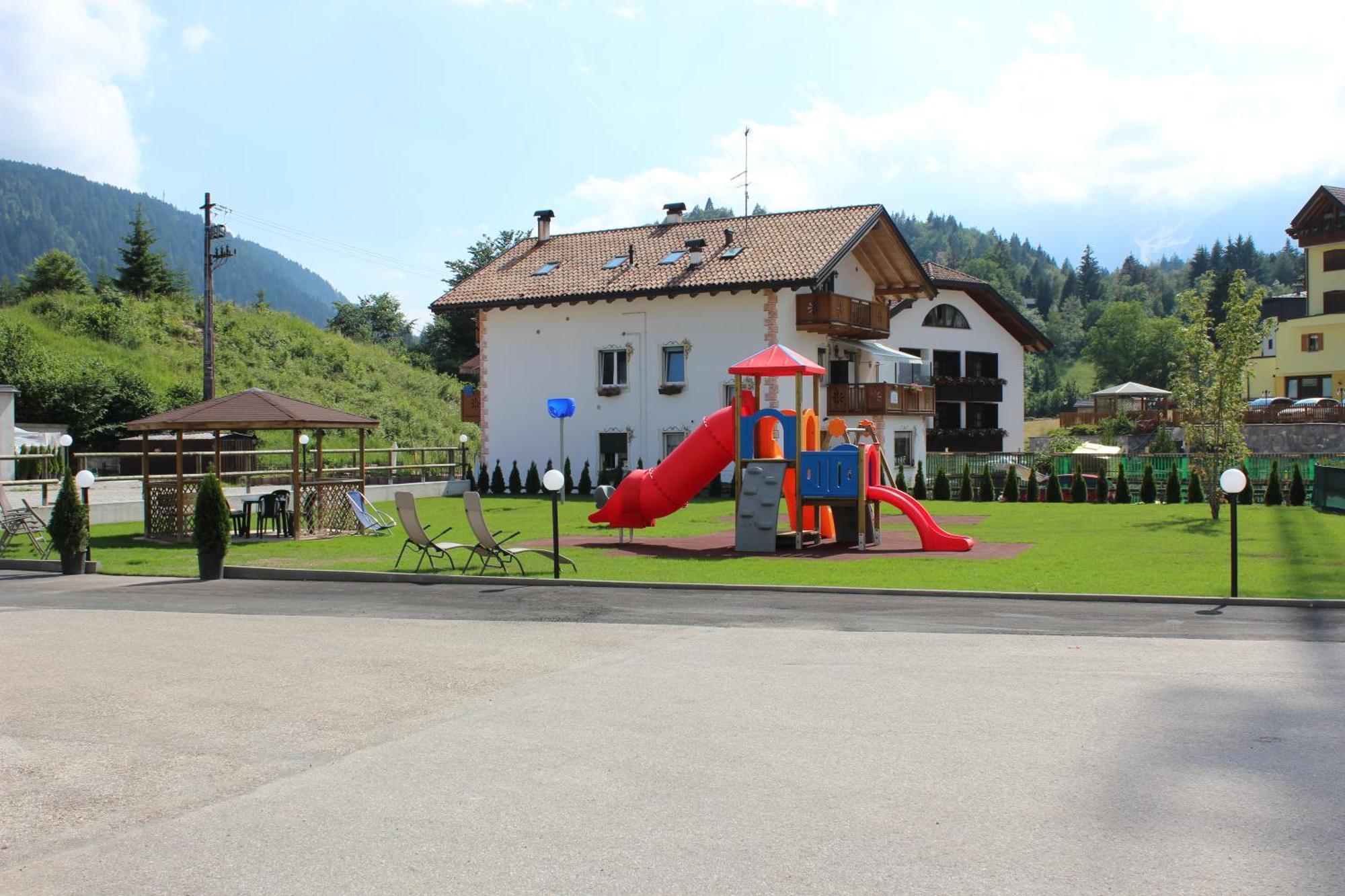 Hotel Rosa Alpina Andalo Buitenkant foto