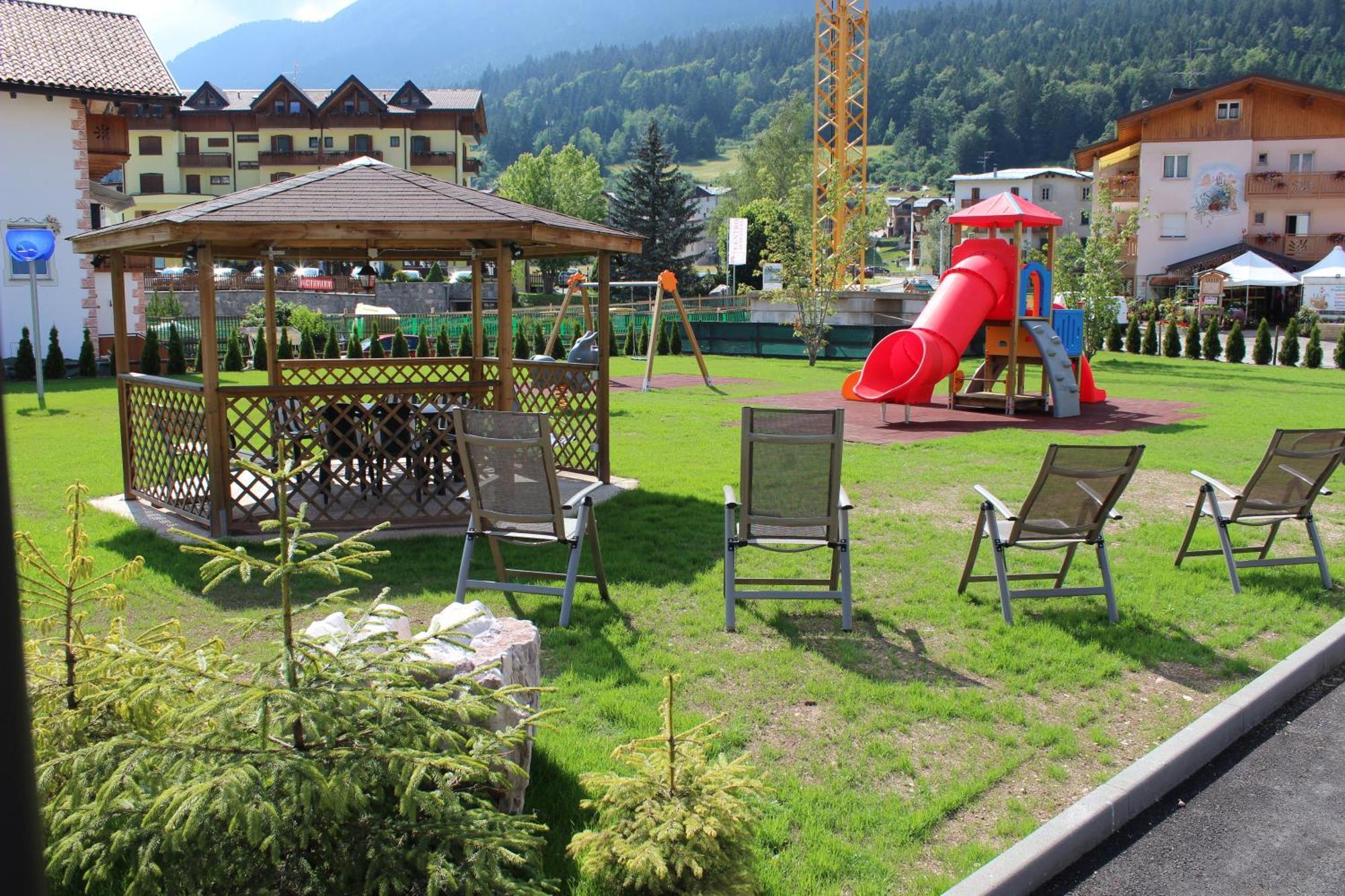 Hotel Rosa Alpina Andalo Buitenkant foto