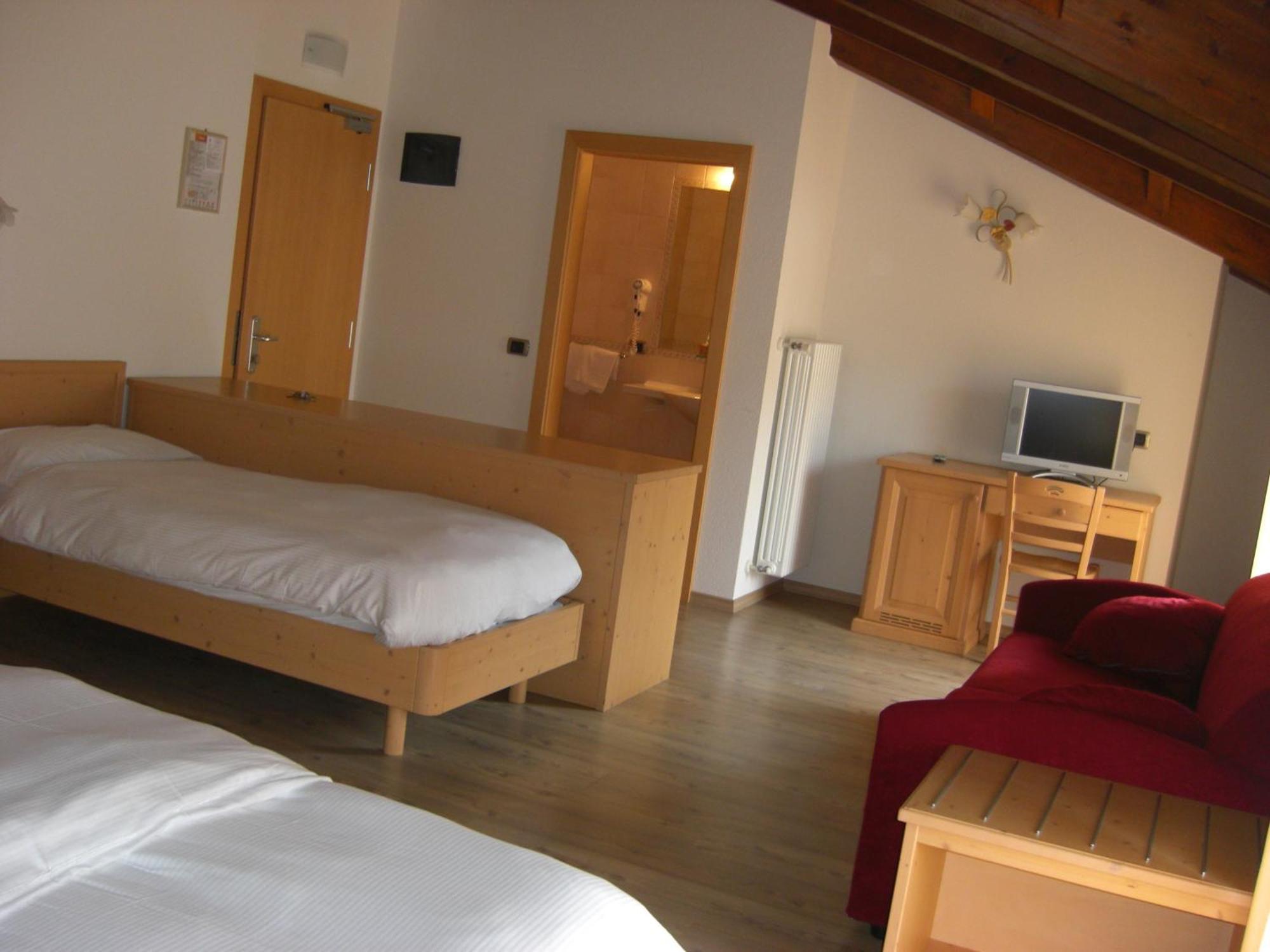 Hotel Rosa Alpina Andalo Buitenkant foto