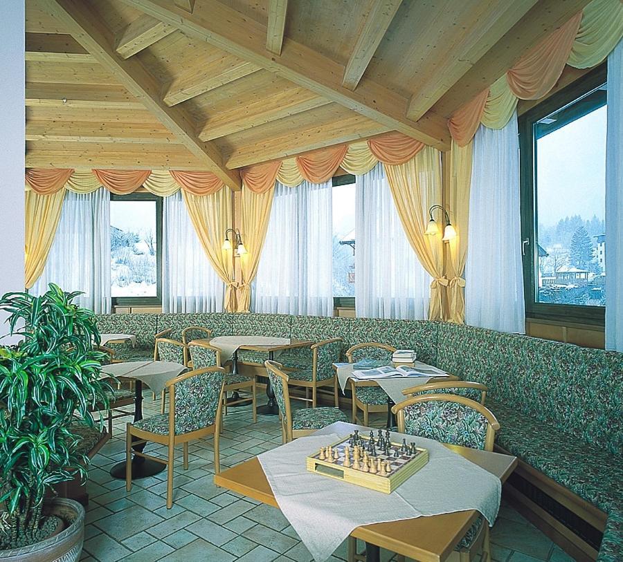 Hotel Rosa Alpina Andalo Buitenkant foto